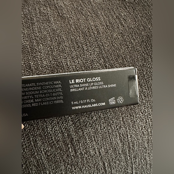 NEW HAUS Laboratories ultra shine lip gloss - Picture 5 of 5